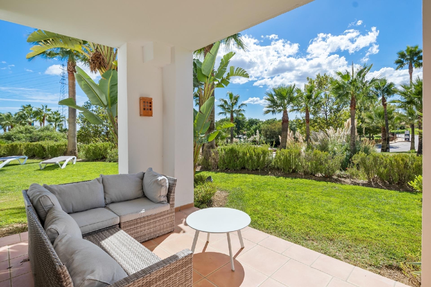 till salu bottenvåning Casares Costa Costa Del Sol Occidental 2