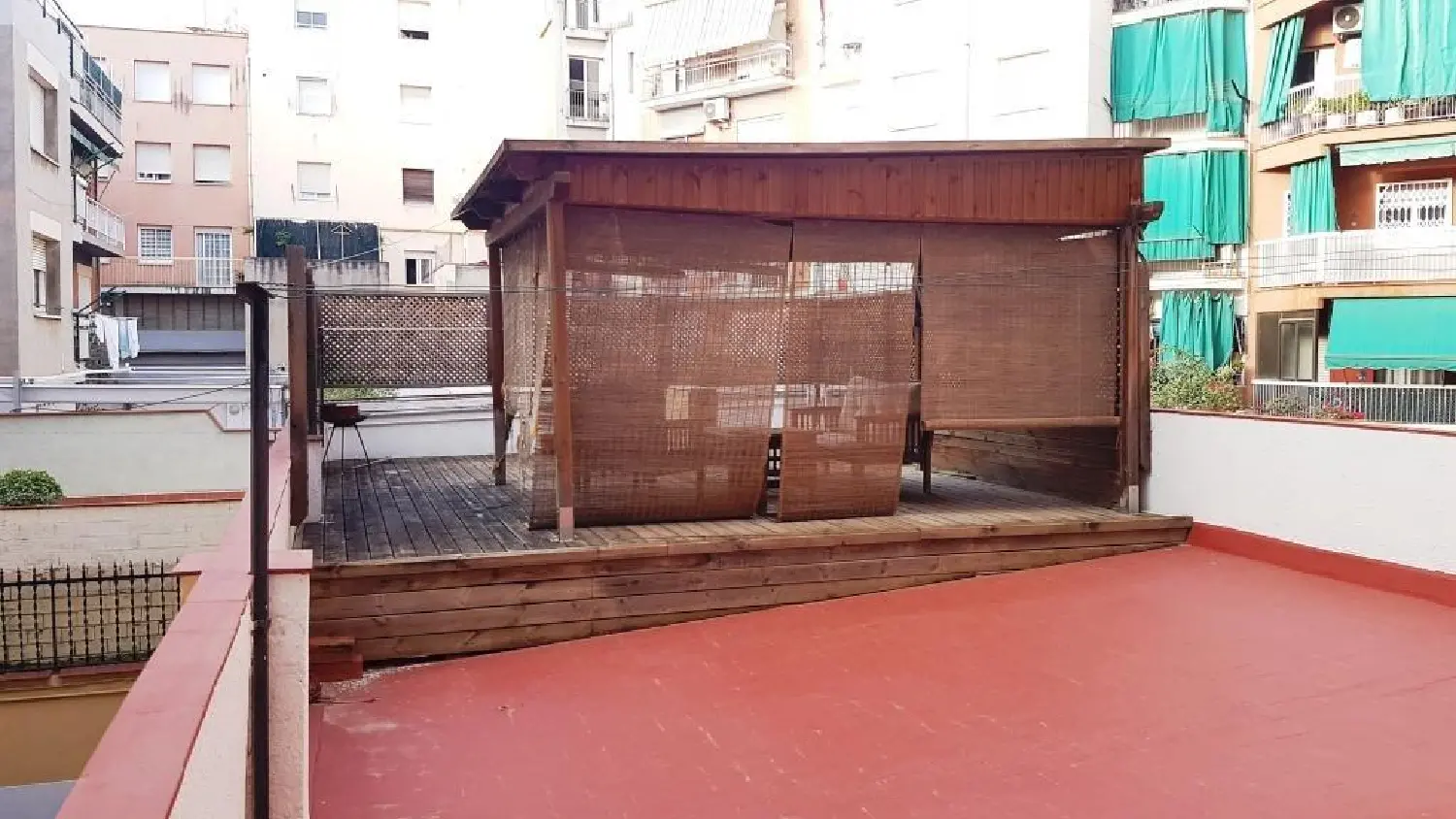  till salu bottenvåning Horta Guinardó-Carmel Barcelonès 4