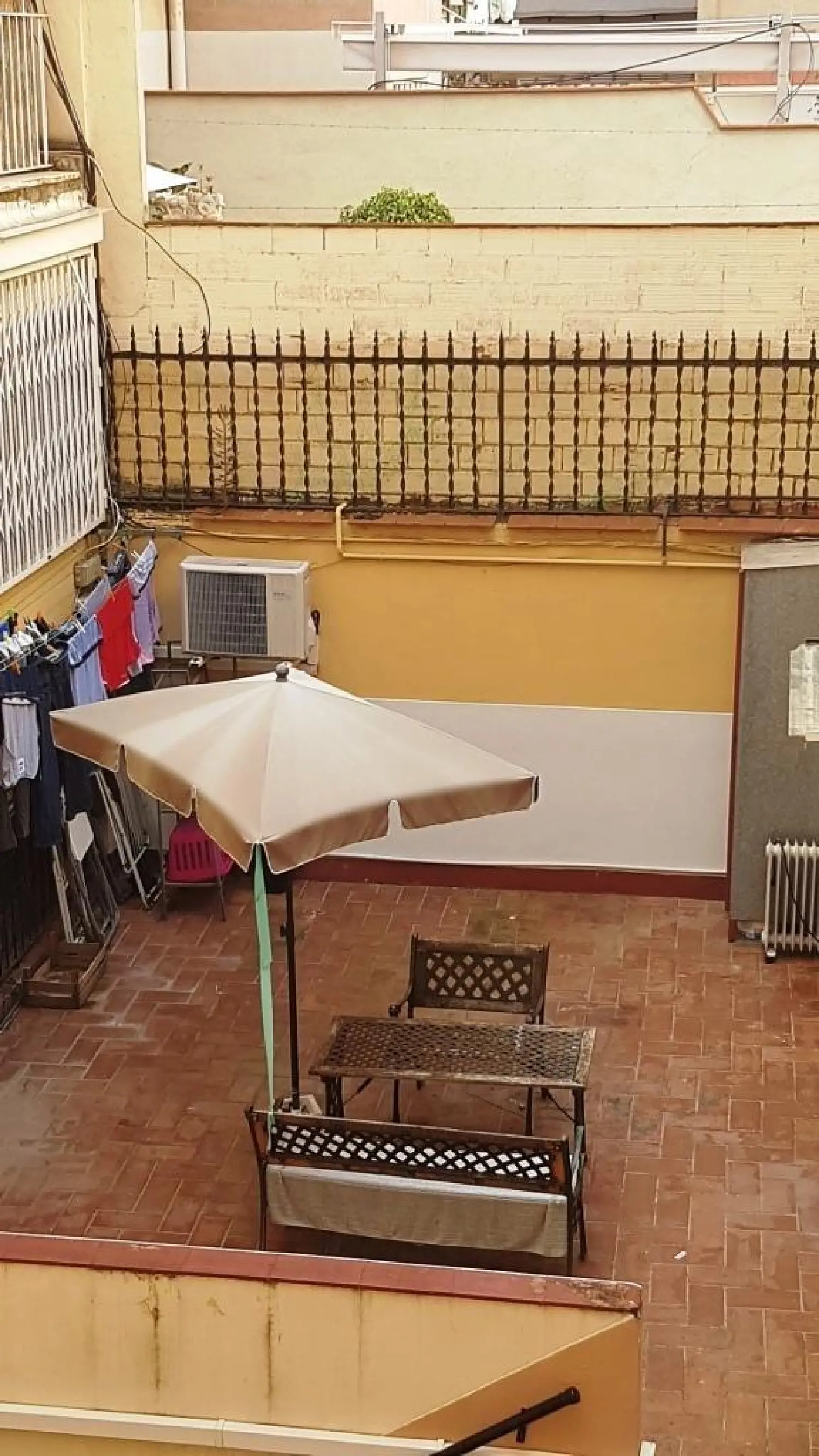 till salu bottenvåning Horta Guinardó-Carmel Barcelonès 2