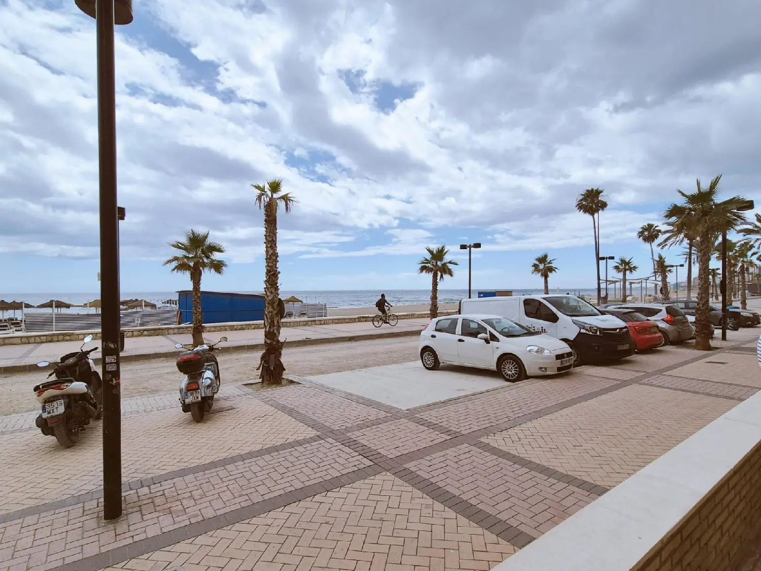  till salu bottenvåning Torreblanca Costa Del Sol Occidental 1