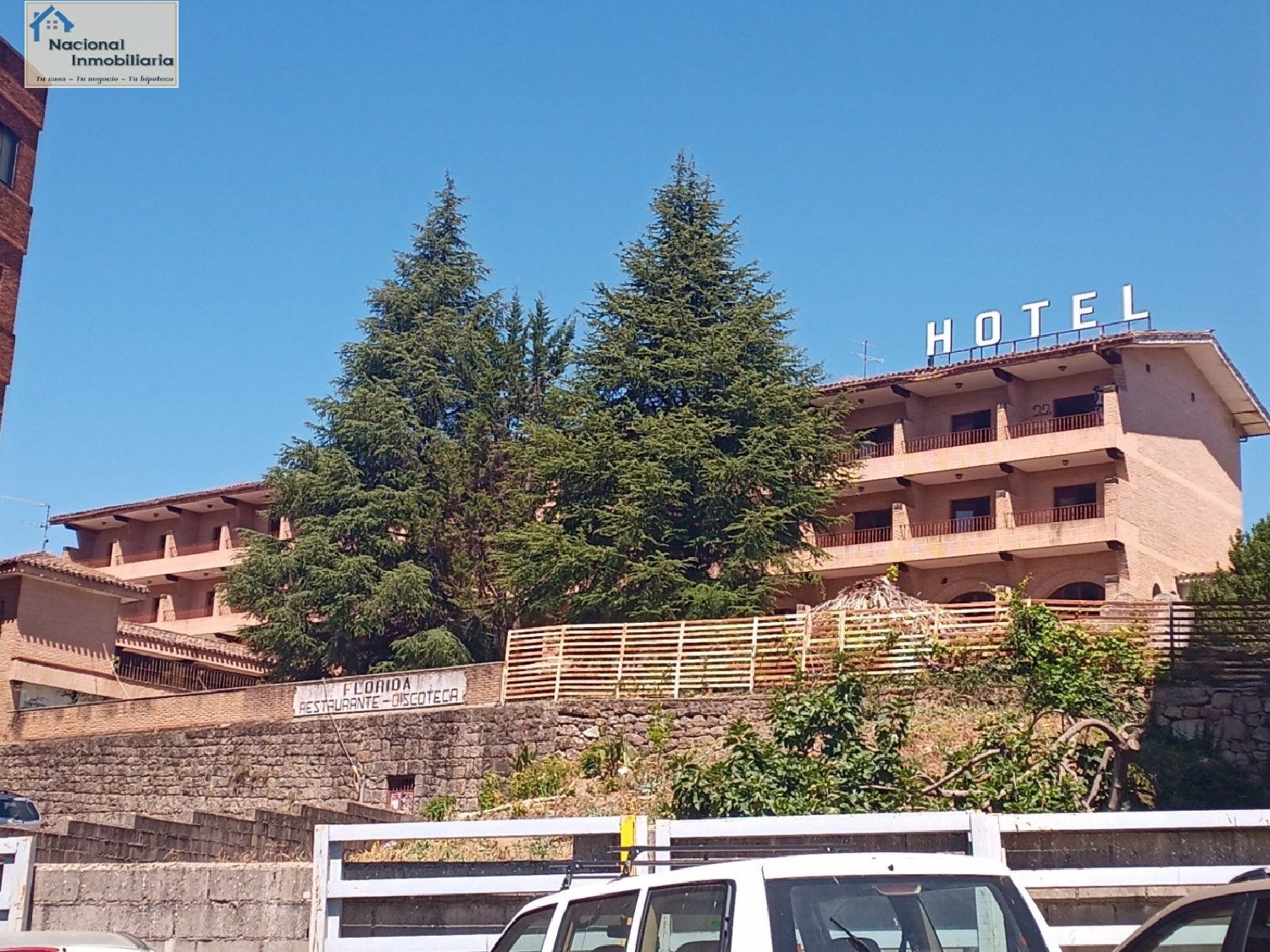 till salu hotell Arenas De San Pedro Valle Del Tiétar 2
