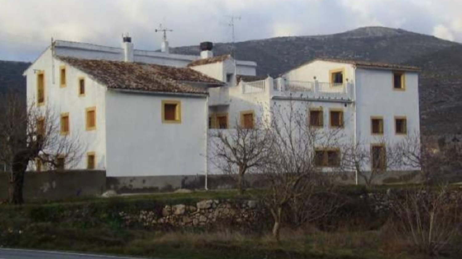  till salu hotell Casas De Cabanes Y Las Fuentes Alt Vinalopó 1