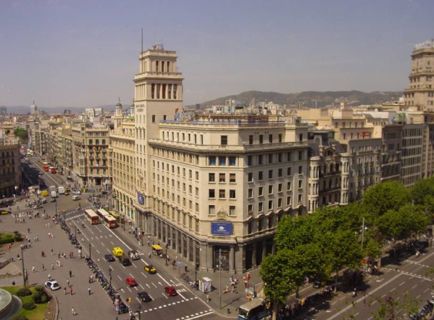 till salu hotell Eixample-Sagrada Familia Barcelonès 3