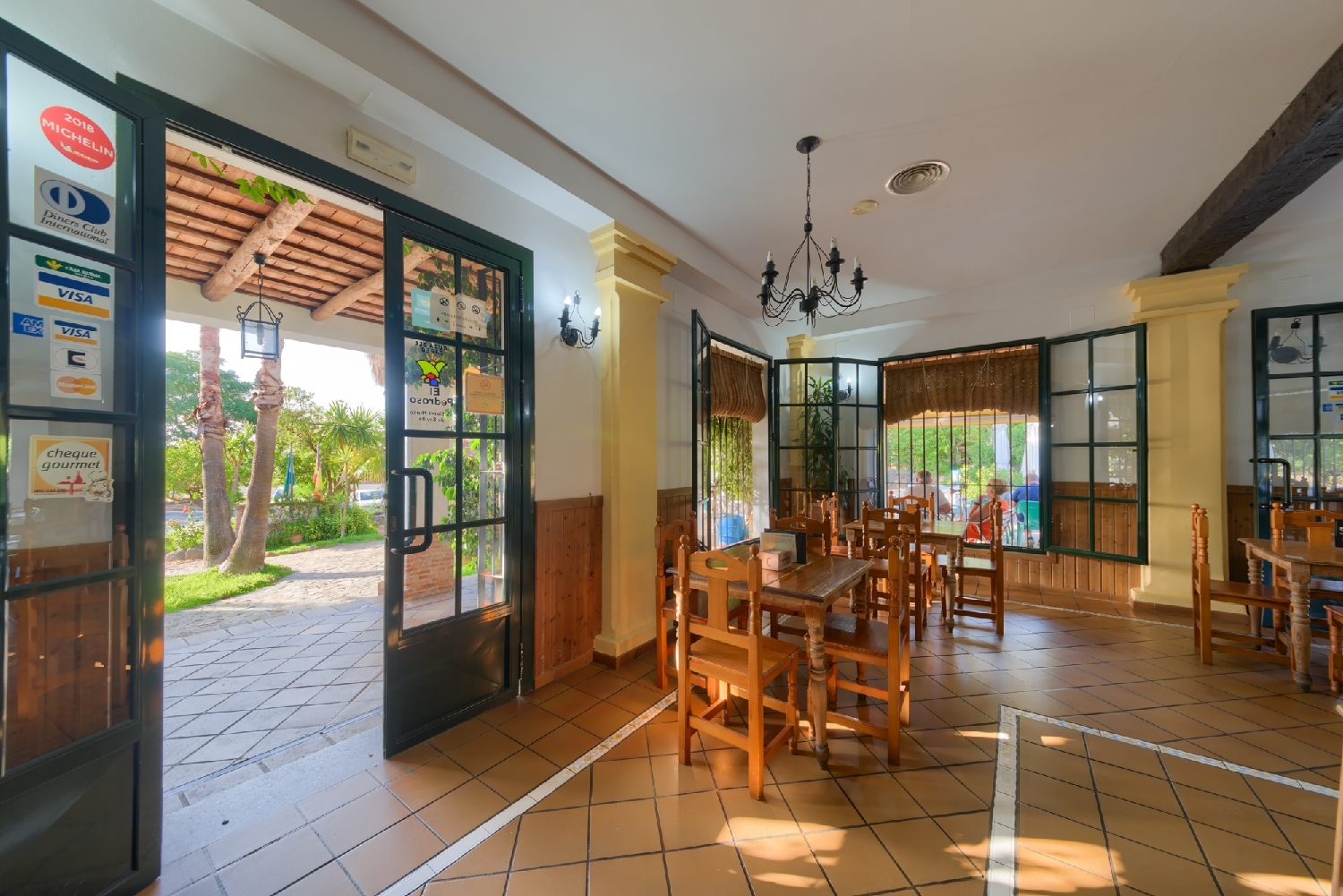  till salu hotell El Pedroso Sierra Norte 7