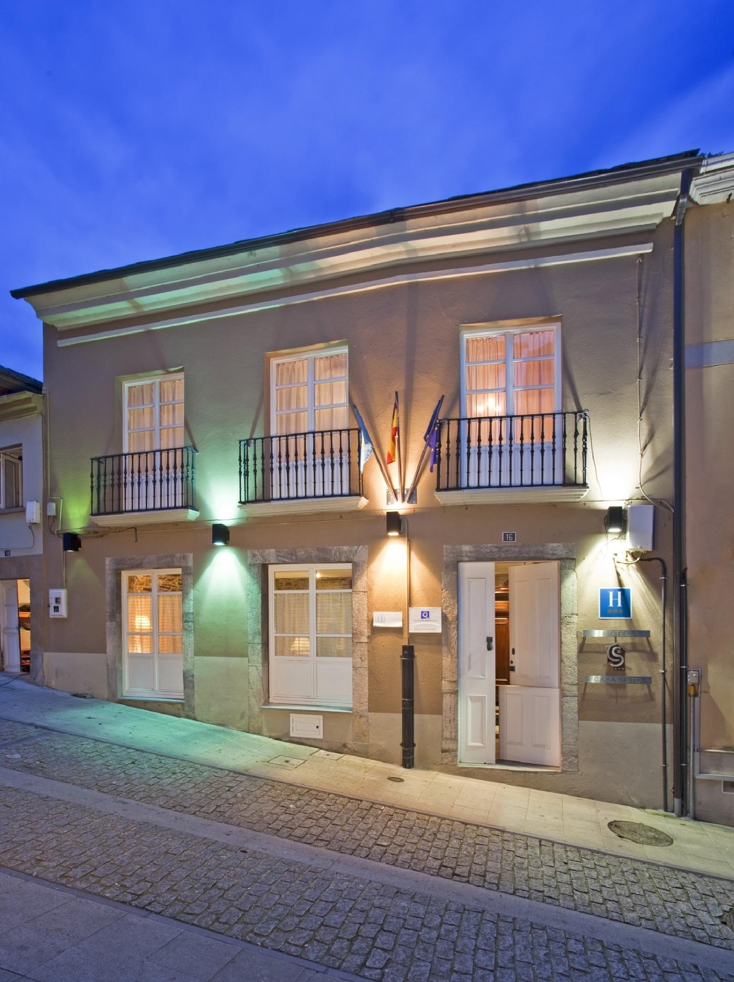 till salu hotell Estelo Eo-Navia 3