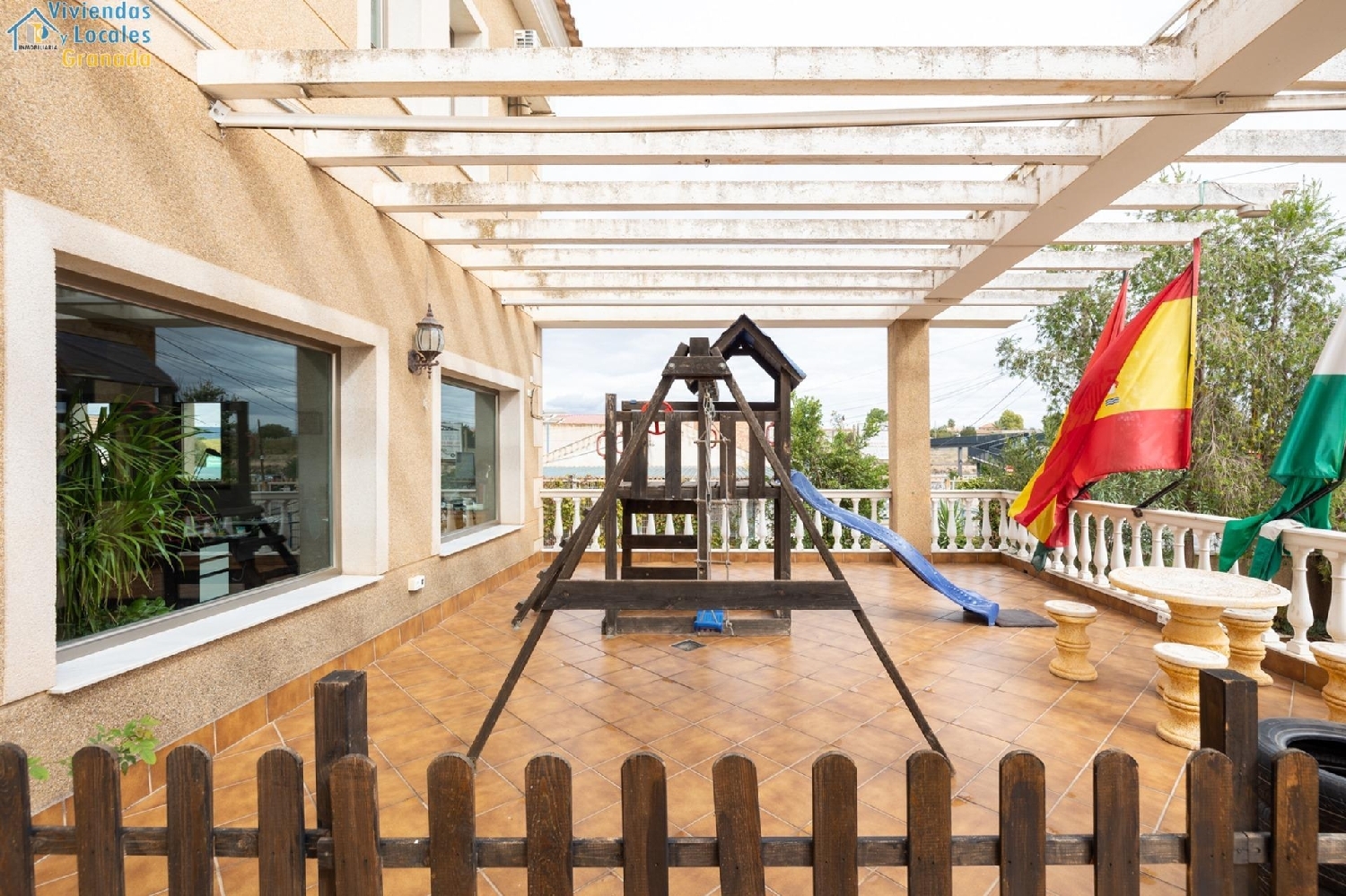  till salu hotell Moraleda De Zafayona Loja 6
