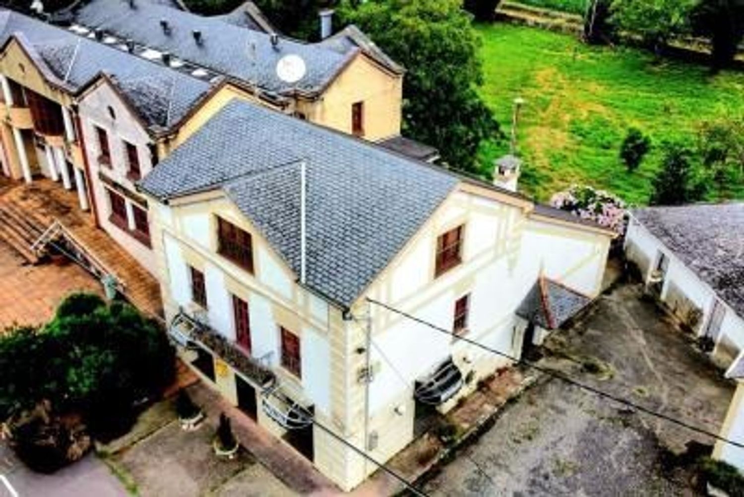 till salu hotell Polavieja Eo-Navia 3