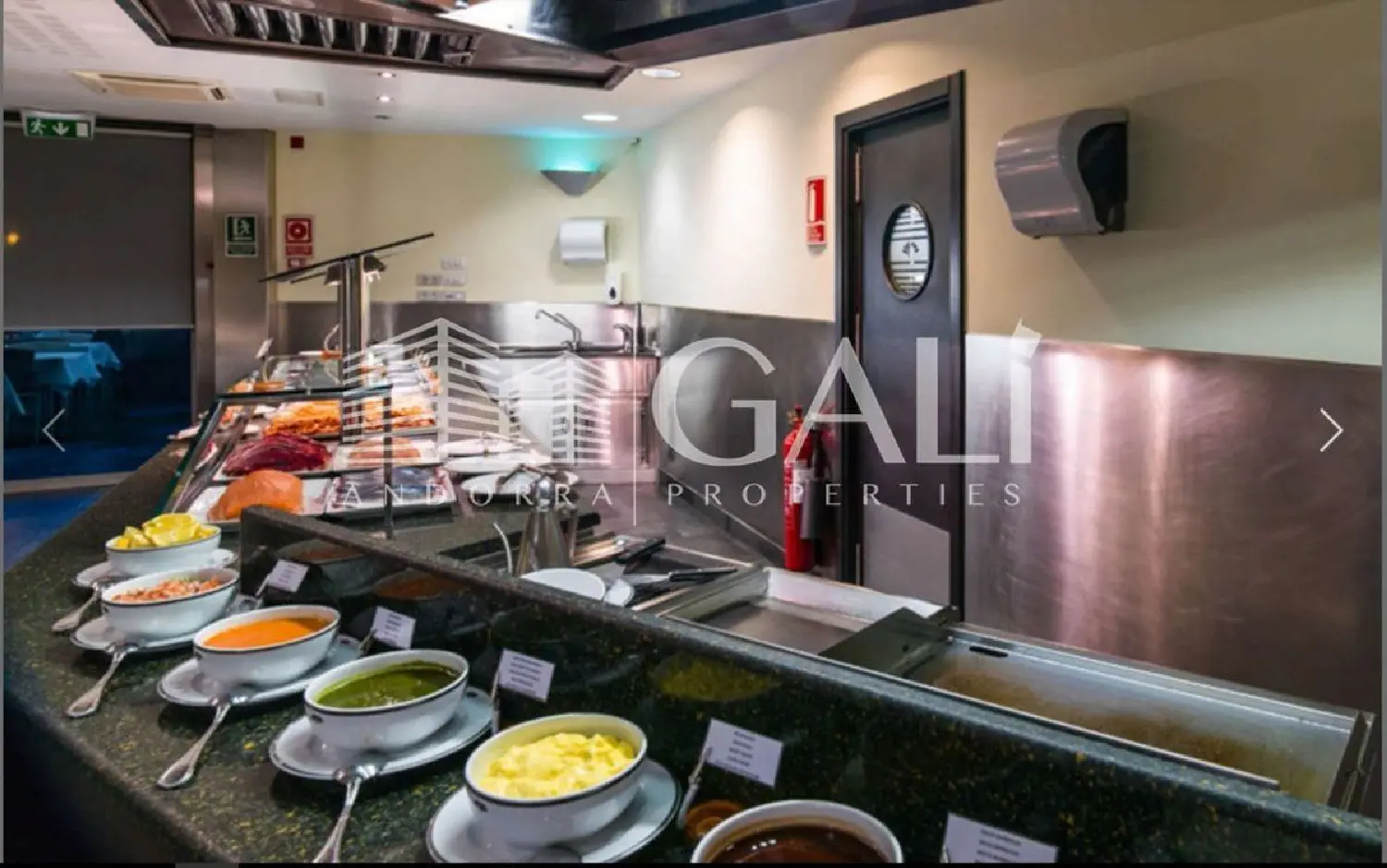 till salu hotell El Plans Canillo 3