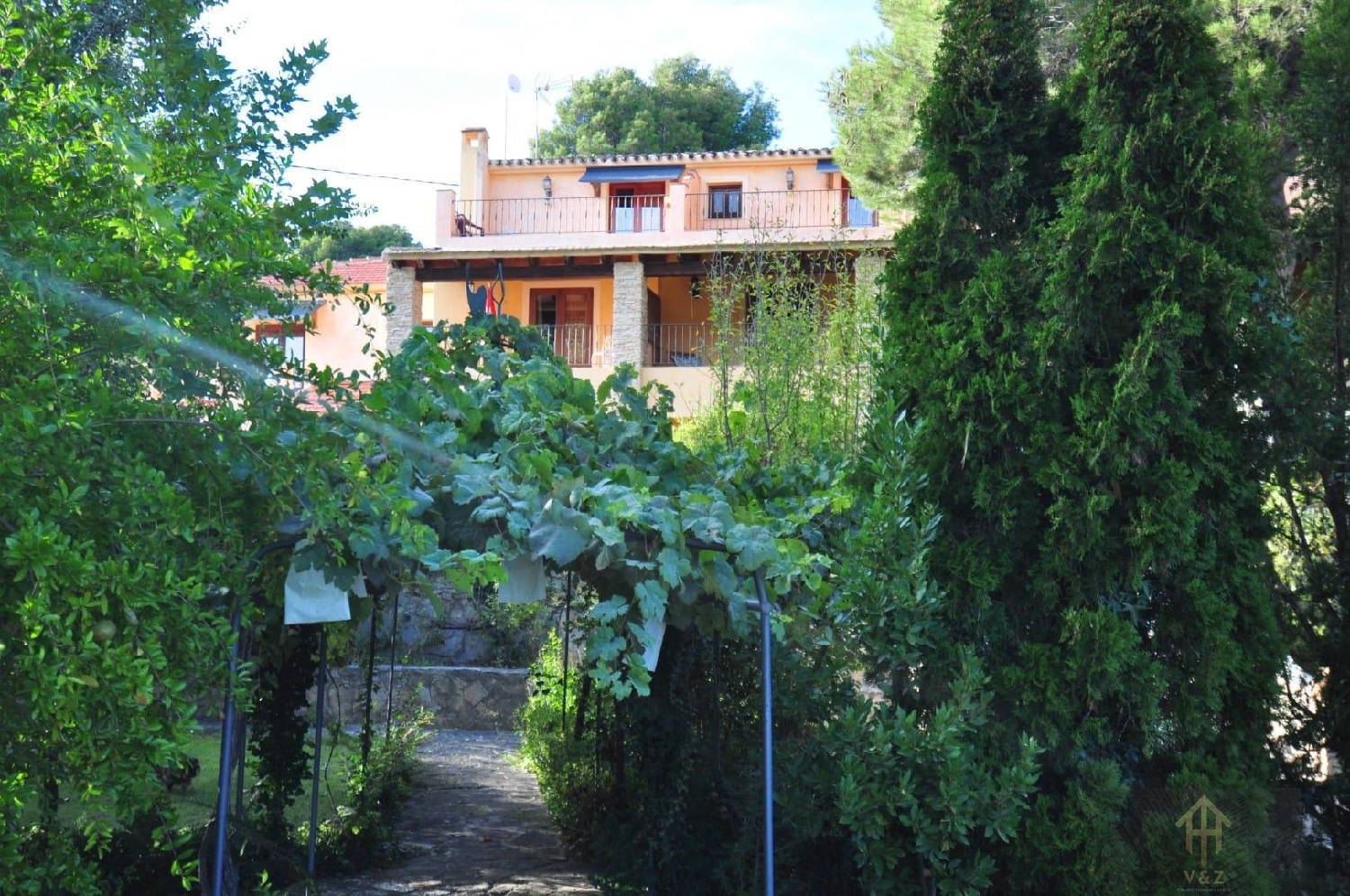 till salu hotell Torremanzanas Alacantí 2