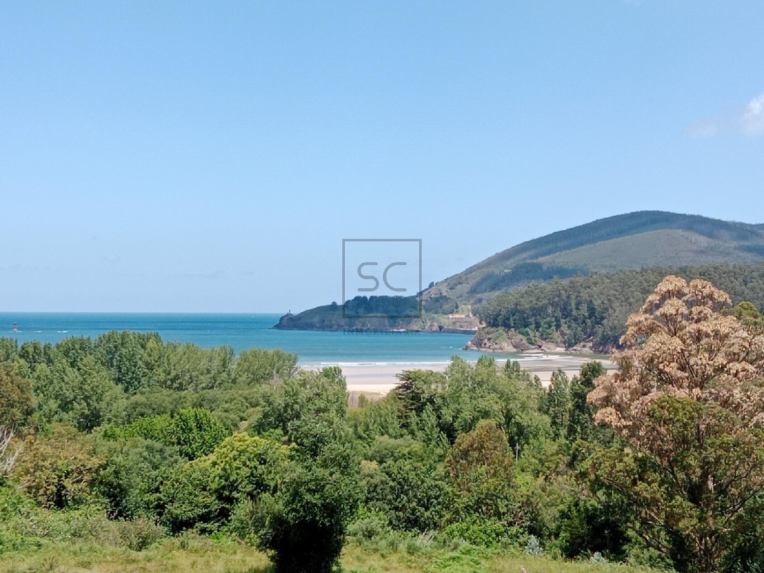 till salu hus A Escola Ferrol 1