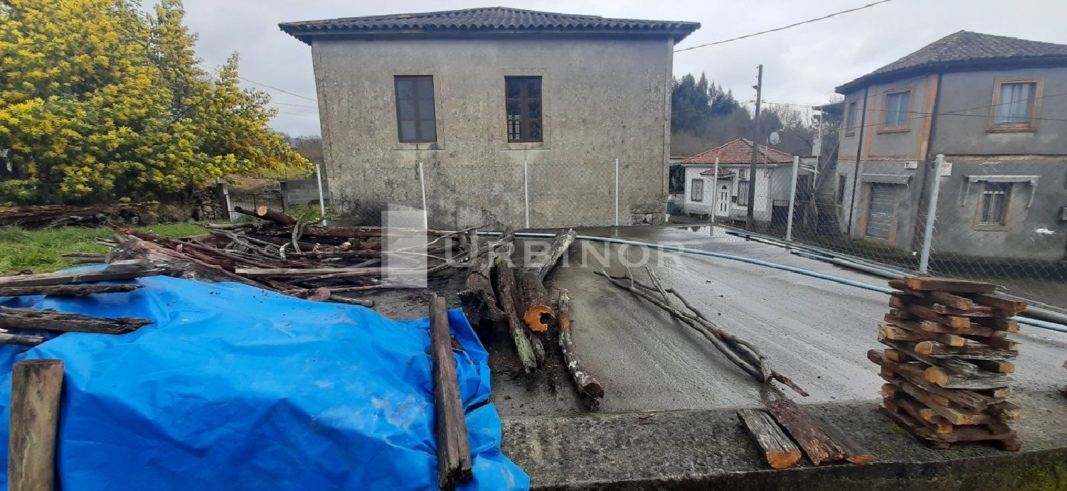  till salu hus A Silva Ourense 4