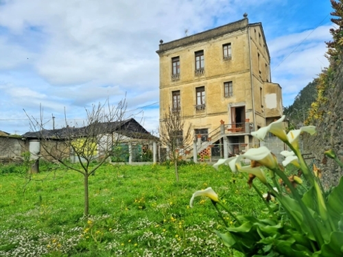 Abres Eo-Navia hus foto 6228665