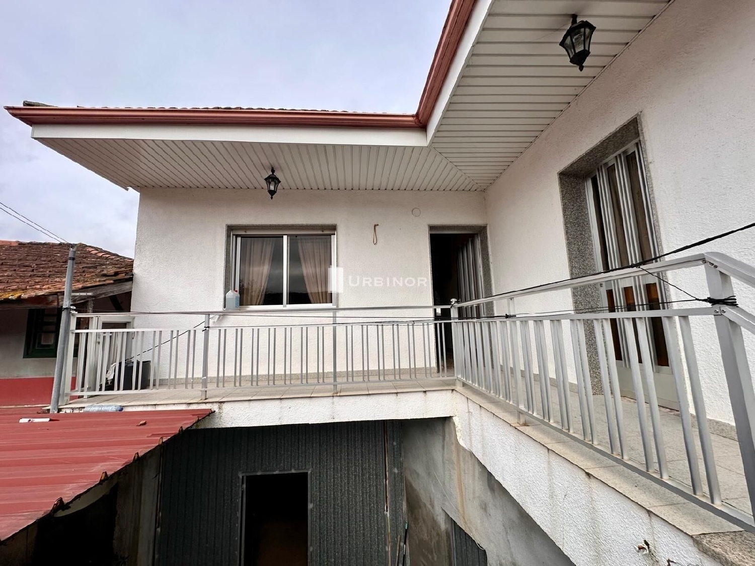  till salu hus Alongos Ourense 8