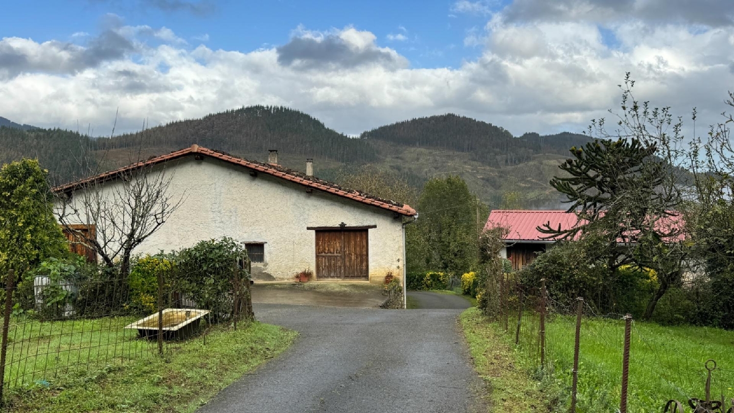 till salu hus Arrietas Goierri 3