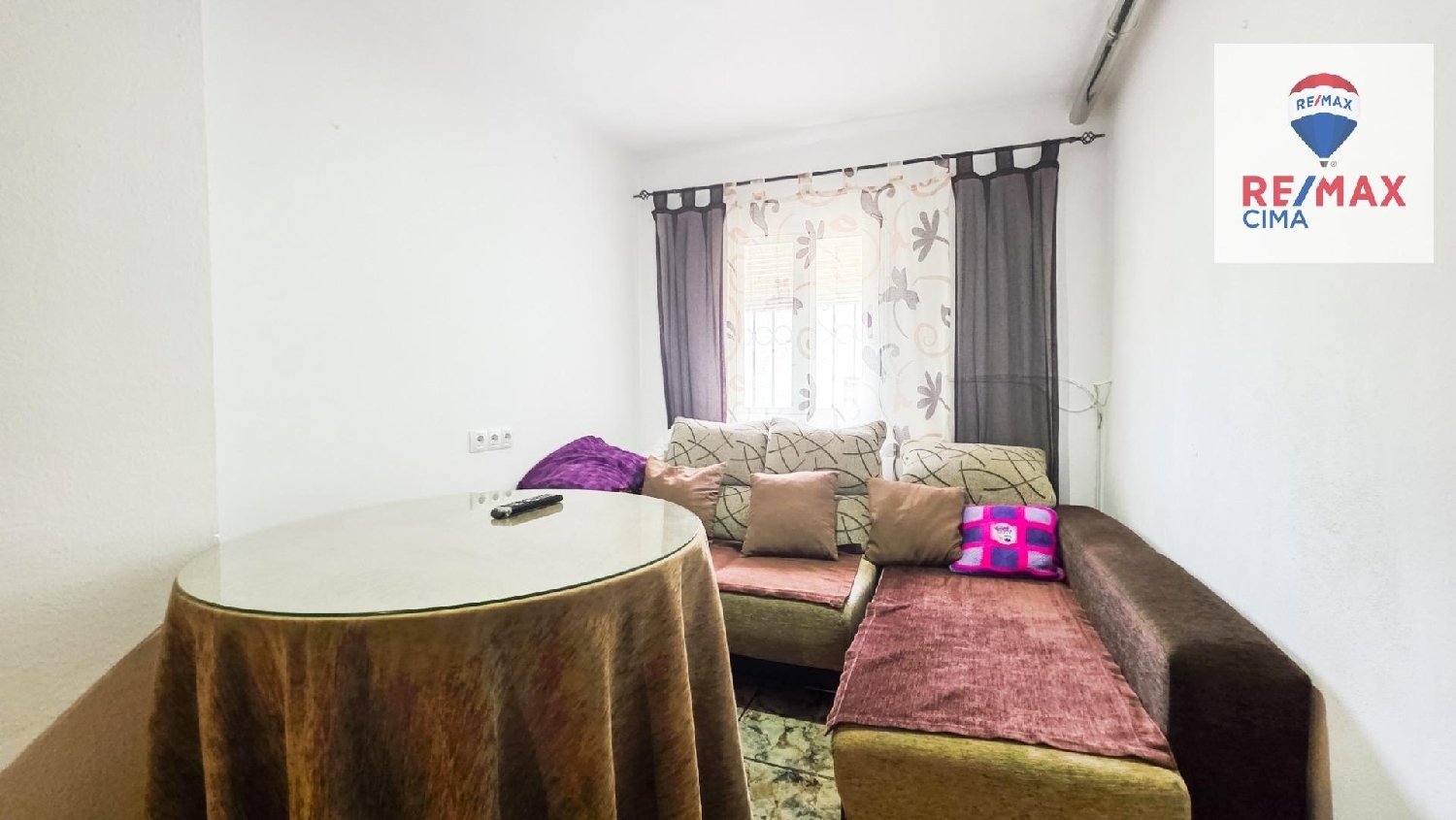 till salu hus Barrio Nuevo Baza 2