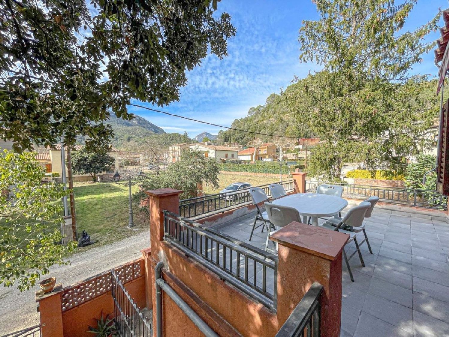  till salu hus Bassegoda Alt Empordà 1