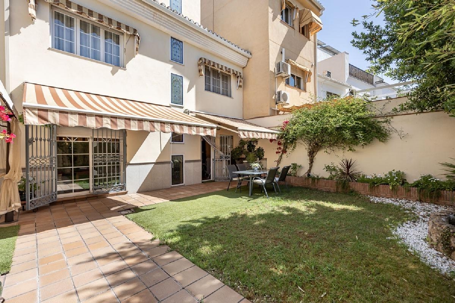 till salu hus Beiro Vega De Granada 2