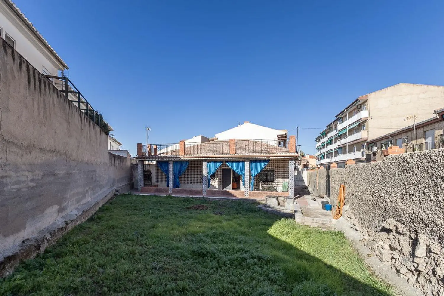 till salu hus Belicena Vega De Granada 2