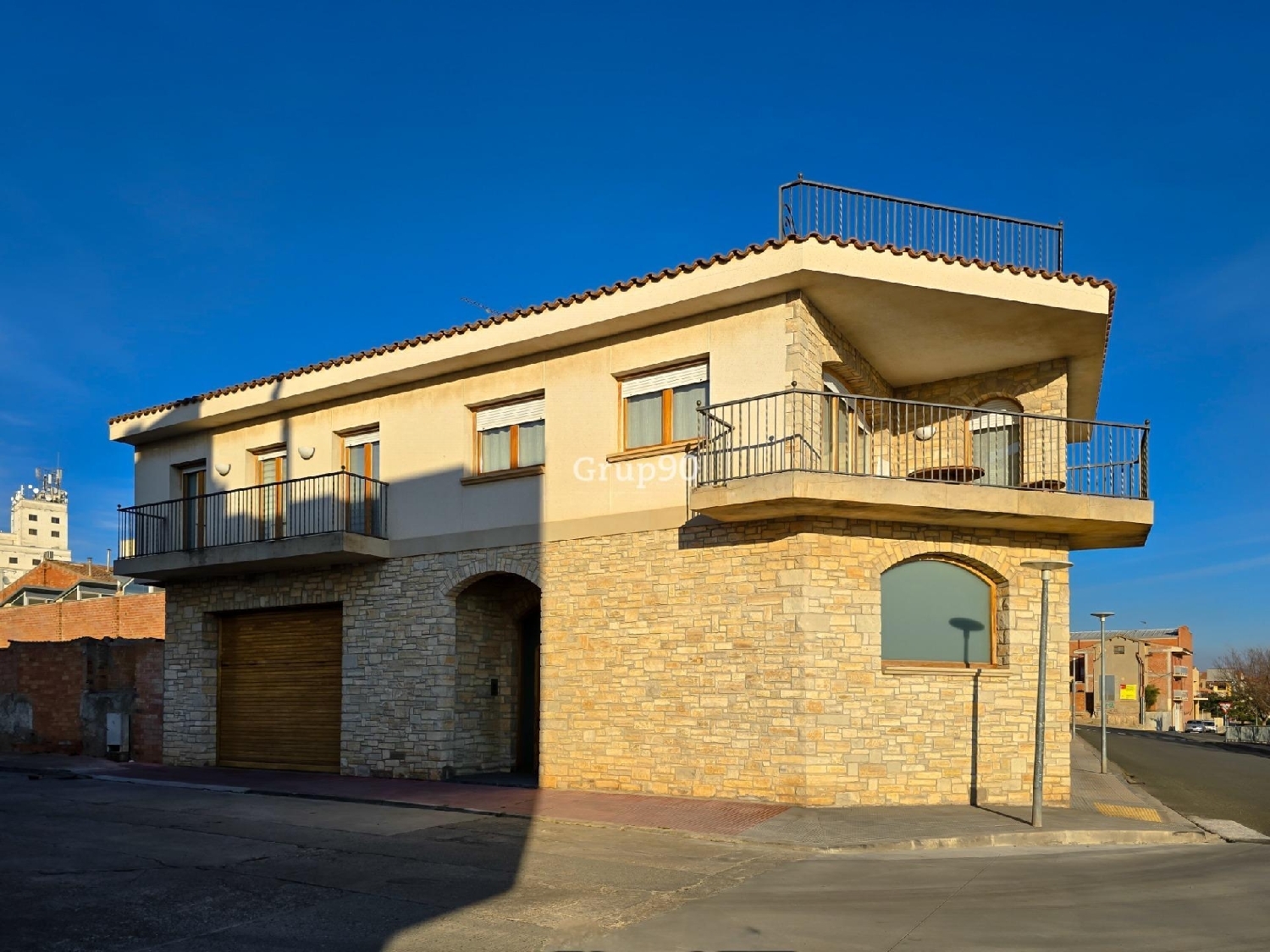 till salu hus Bellpuig Urgell 3