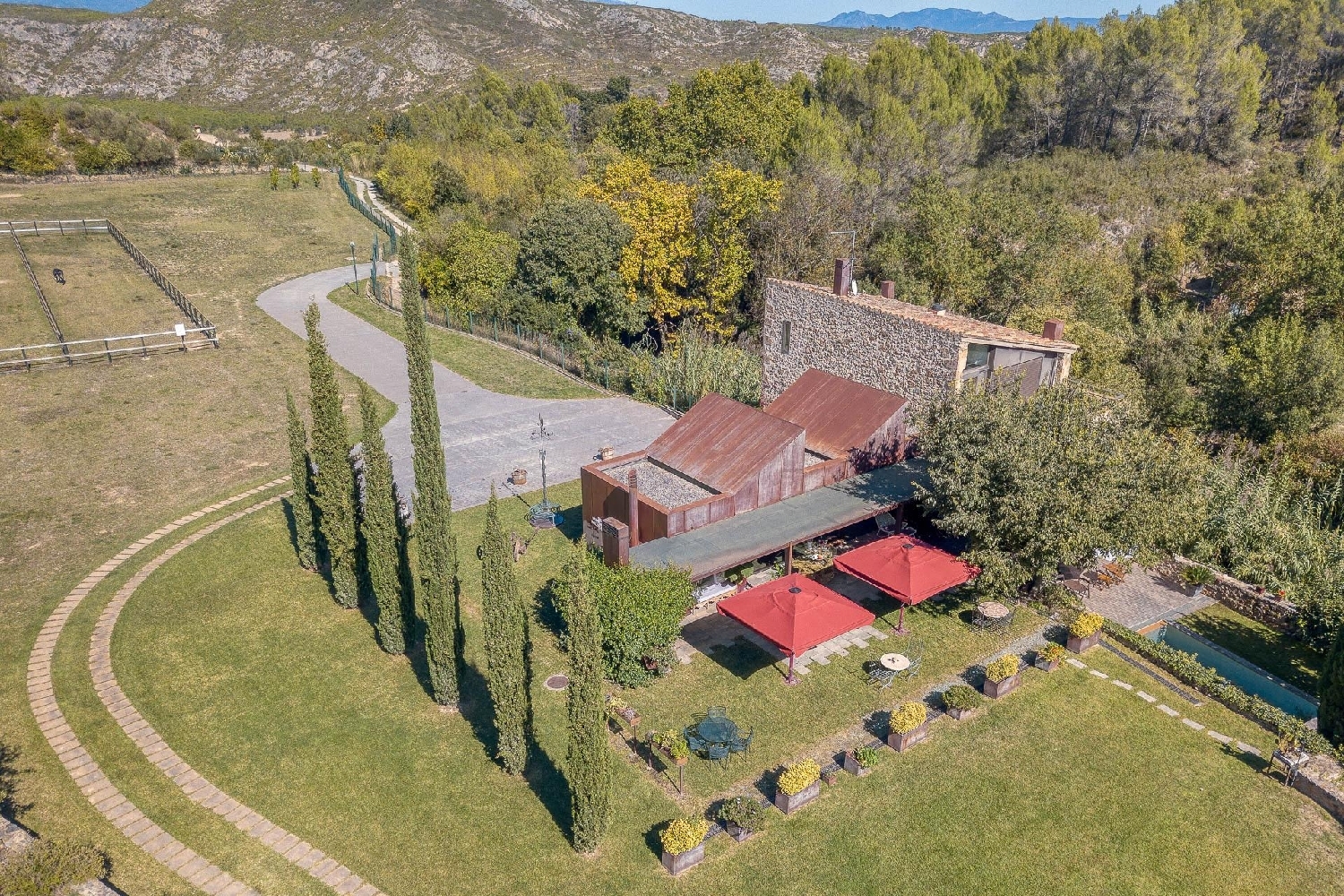  till salu hus Boadella I Les Escaules Alt Empordà 1