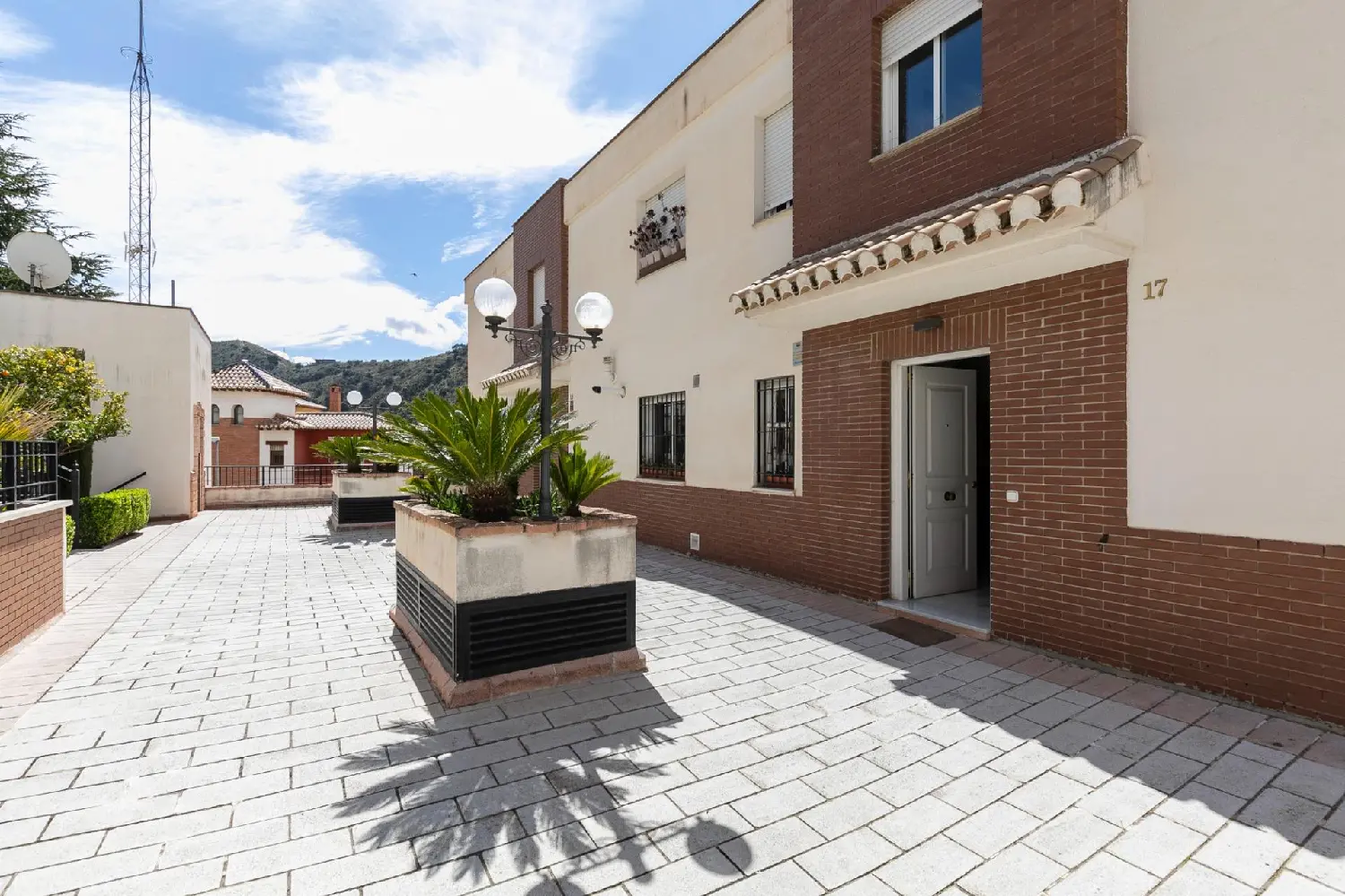 till salu hus Lancha Del Genil Vega De Granada 2