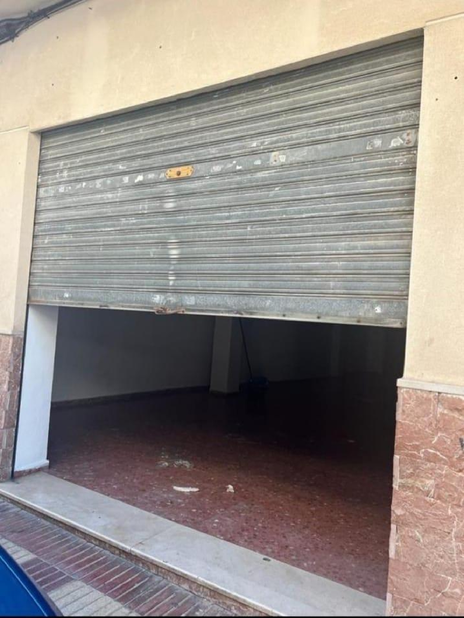 till salu hus Bonny Barrio Alacantí 3