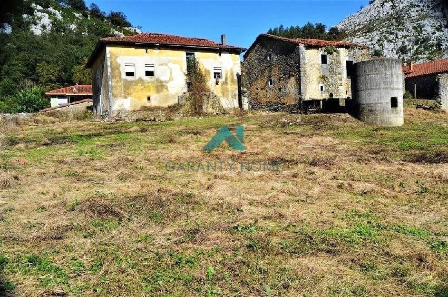  till salu hus Bueras Trasmiera 1