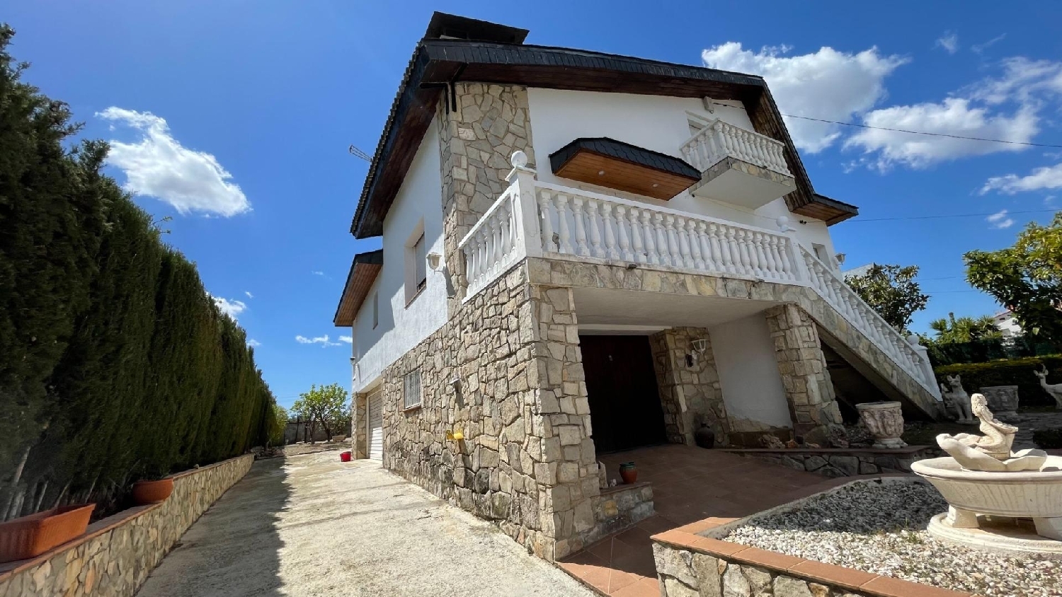 till salu hus Can Bonastre Anoia 3