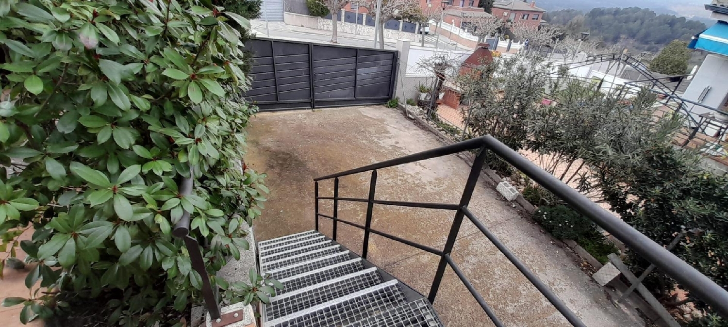  till salu hus Can Valls Anoia 8