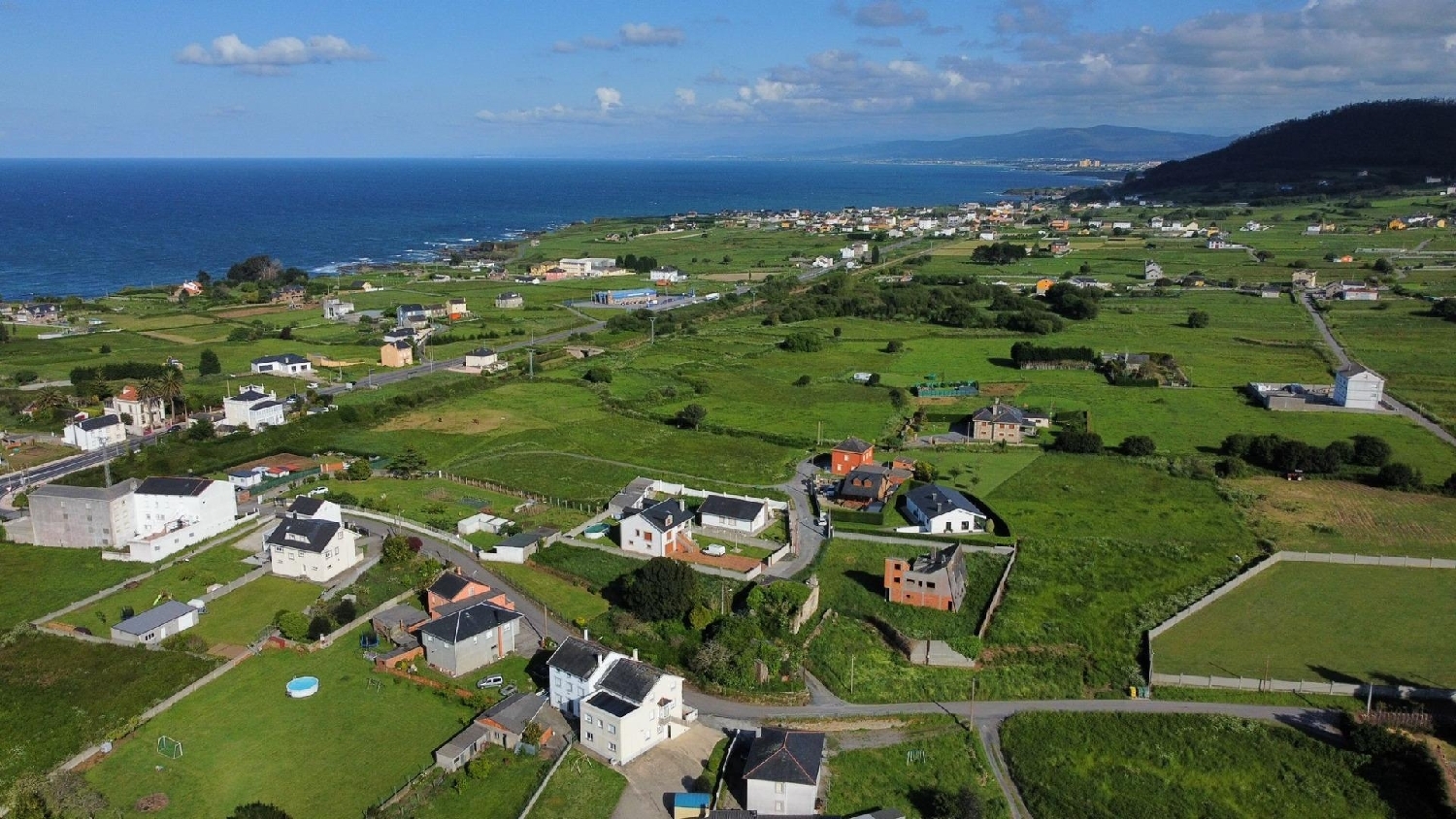  till salu hus Cangas Mariña Central 1