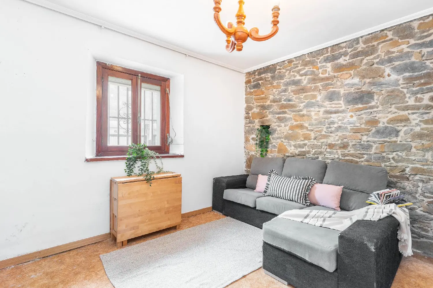 till salu hus Cantiquin Caudal 2
