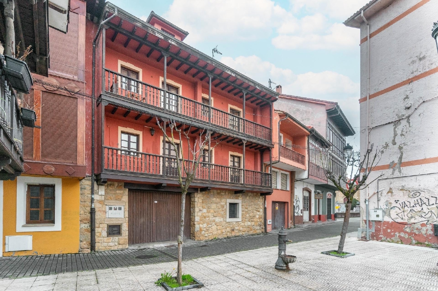 till salu hus Carancos Oviedo 2
