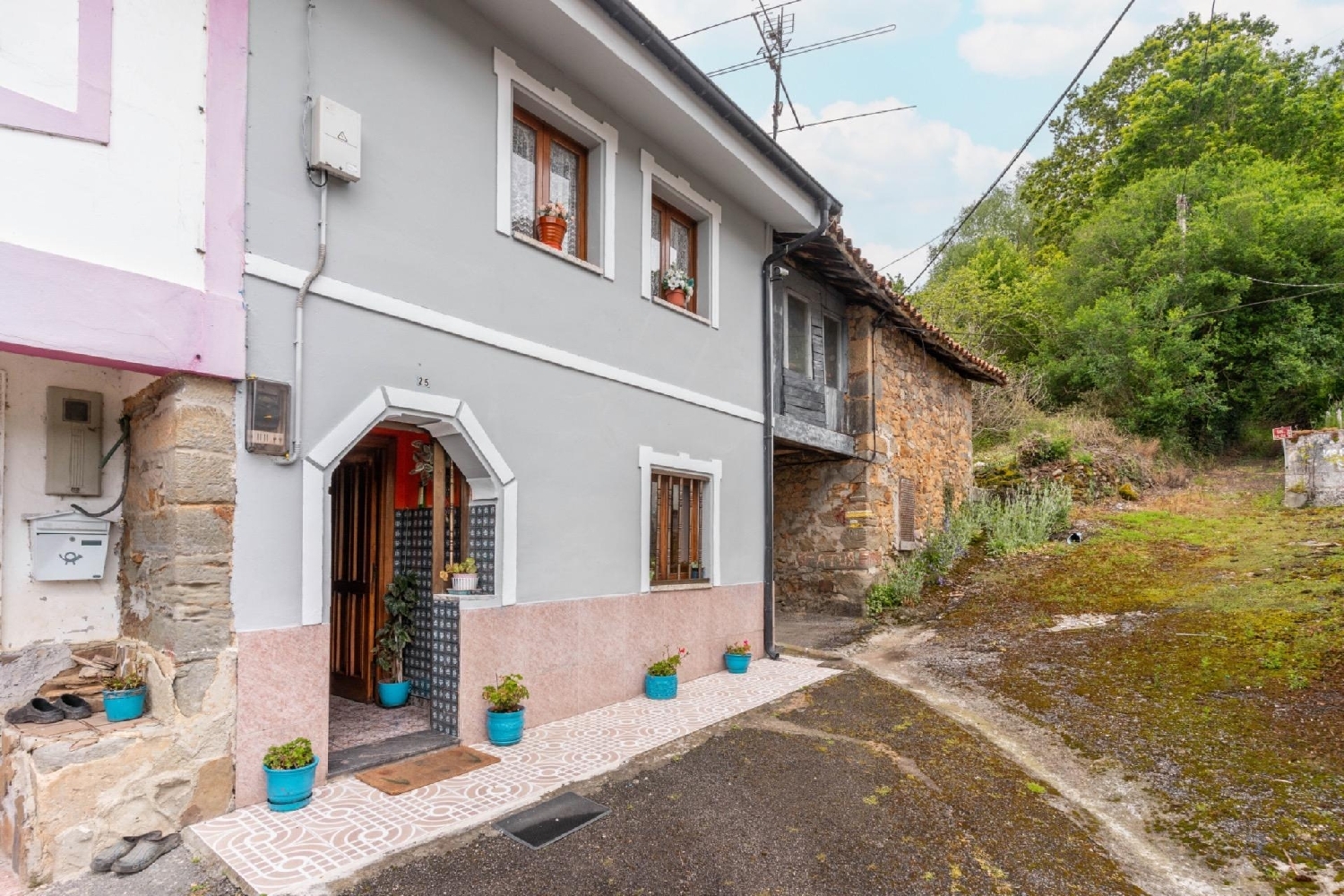 till salu hus Carbayin Alto Oviedo 3