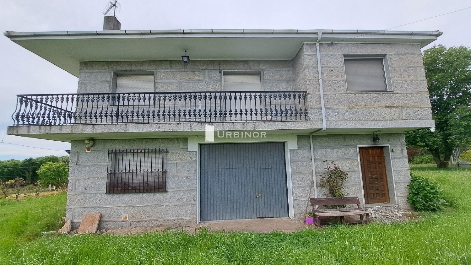 till salu hus A Abeleda Allariz-Maceda 3