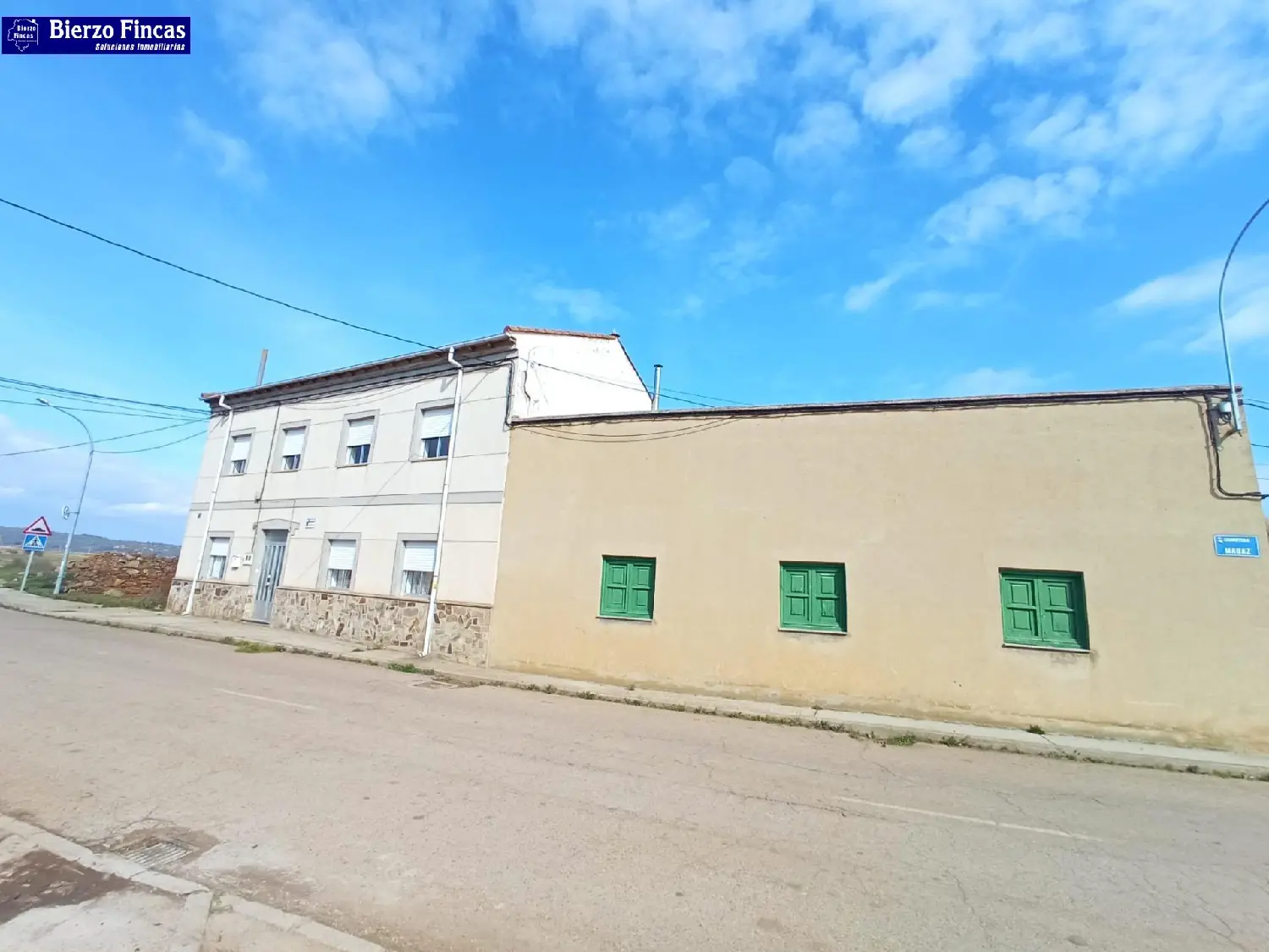 till salu hus Valsemana León 2