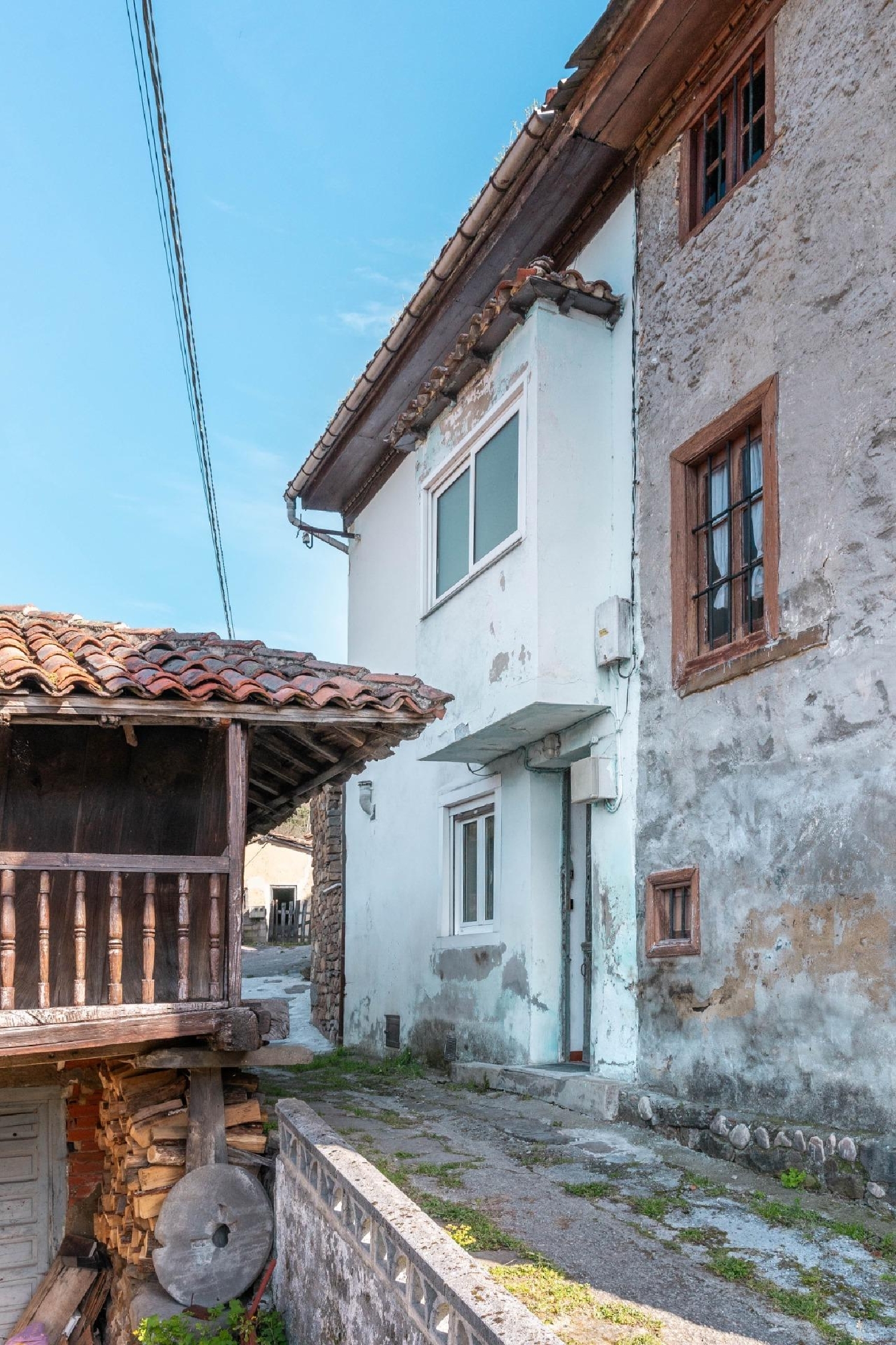 till salu hus Castañedo Caudal 3