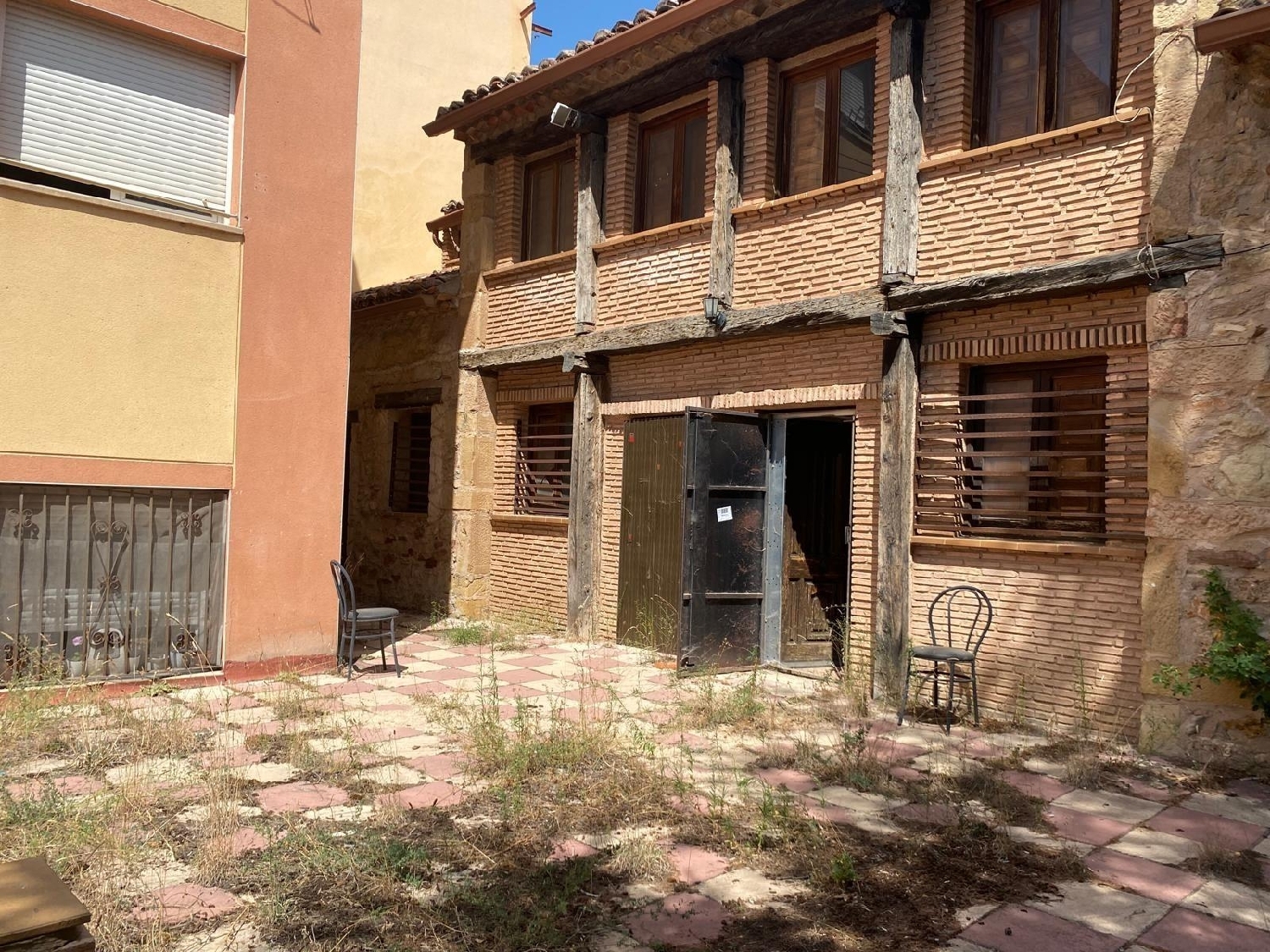  till salu hus Castellote Molina De Aragón 1