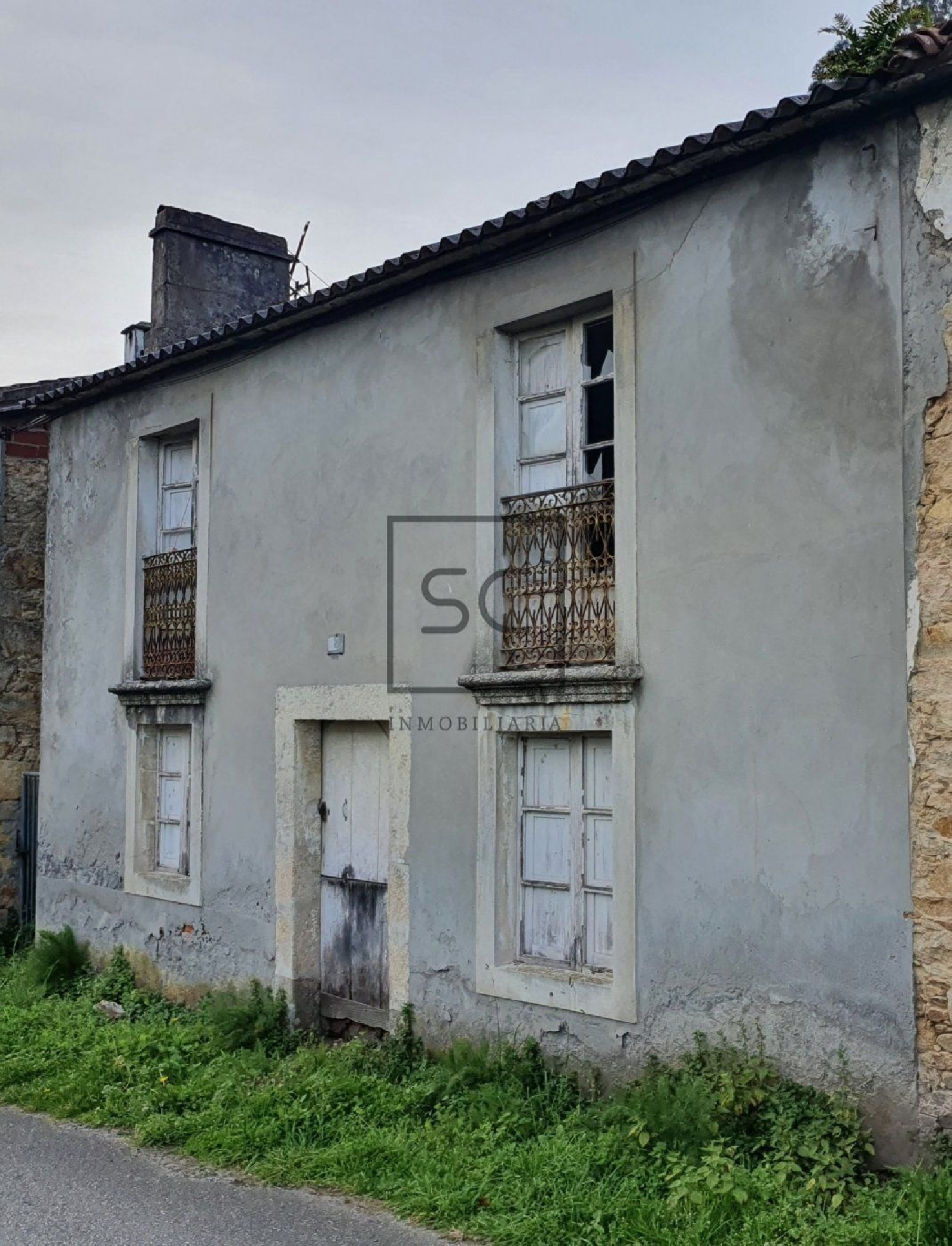 till salu hus Cheda Ferrol 2