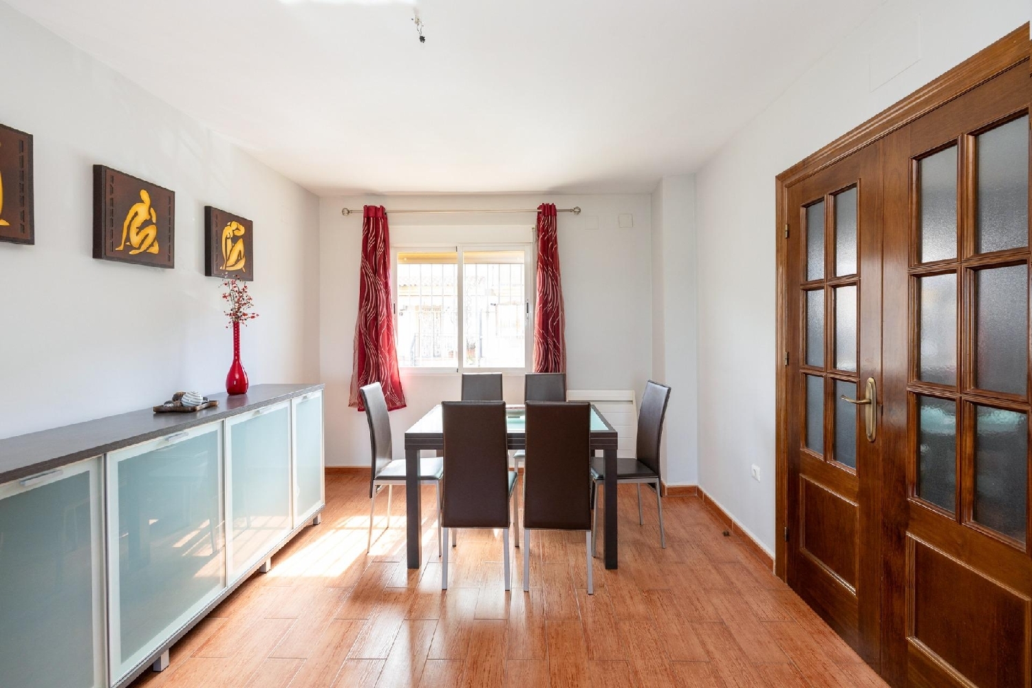  till salu hus Romilla Vega De Granada 8