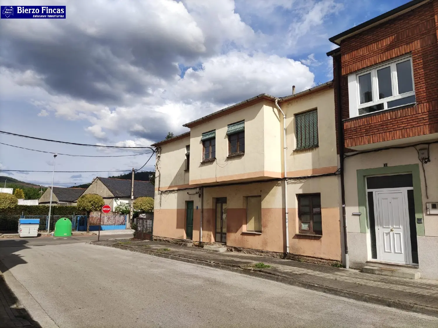till salu hus Columbrianos Bierzo (El) 2