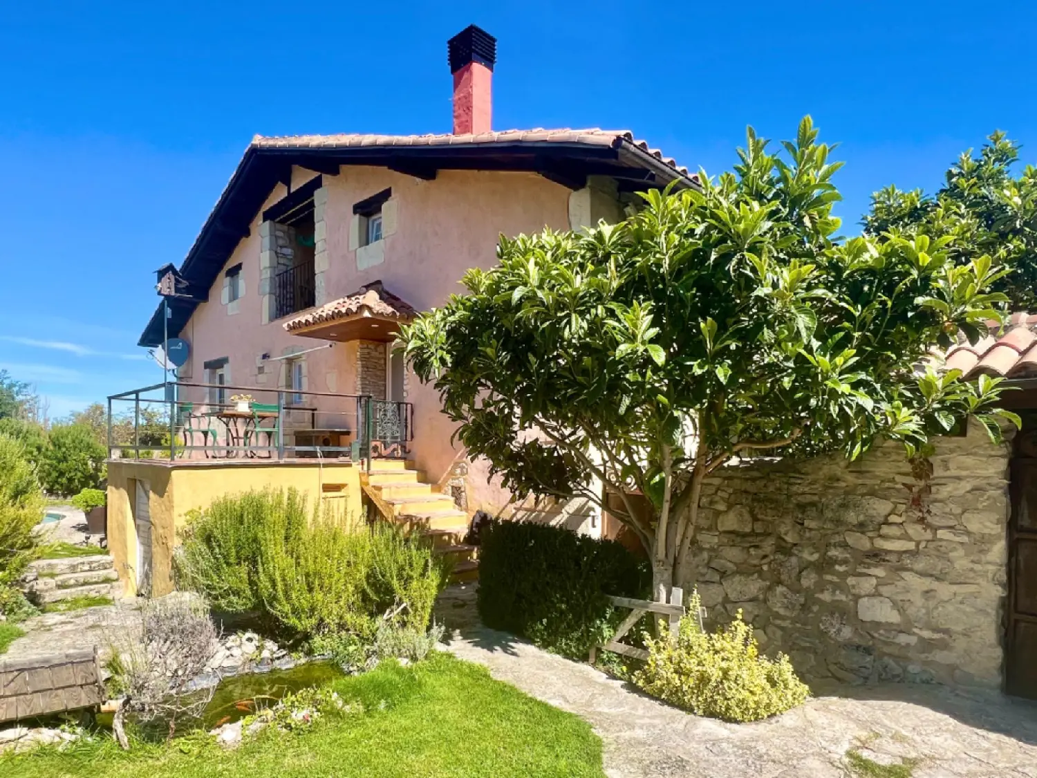 till salu hus Moscador De Treviño Ebro 2
