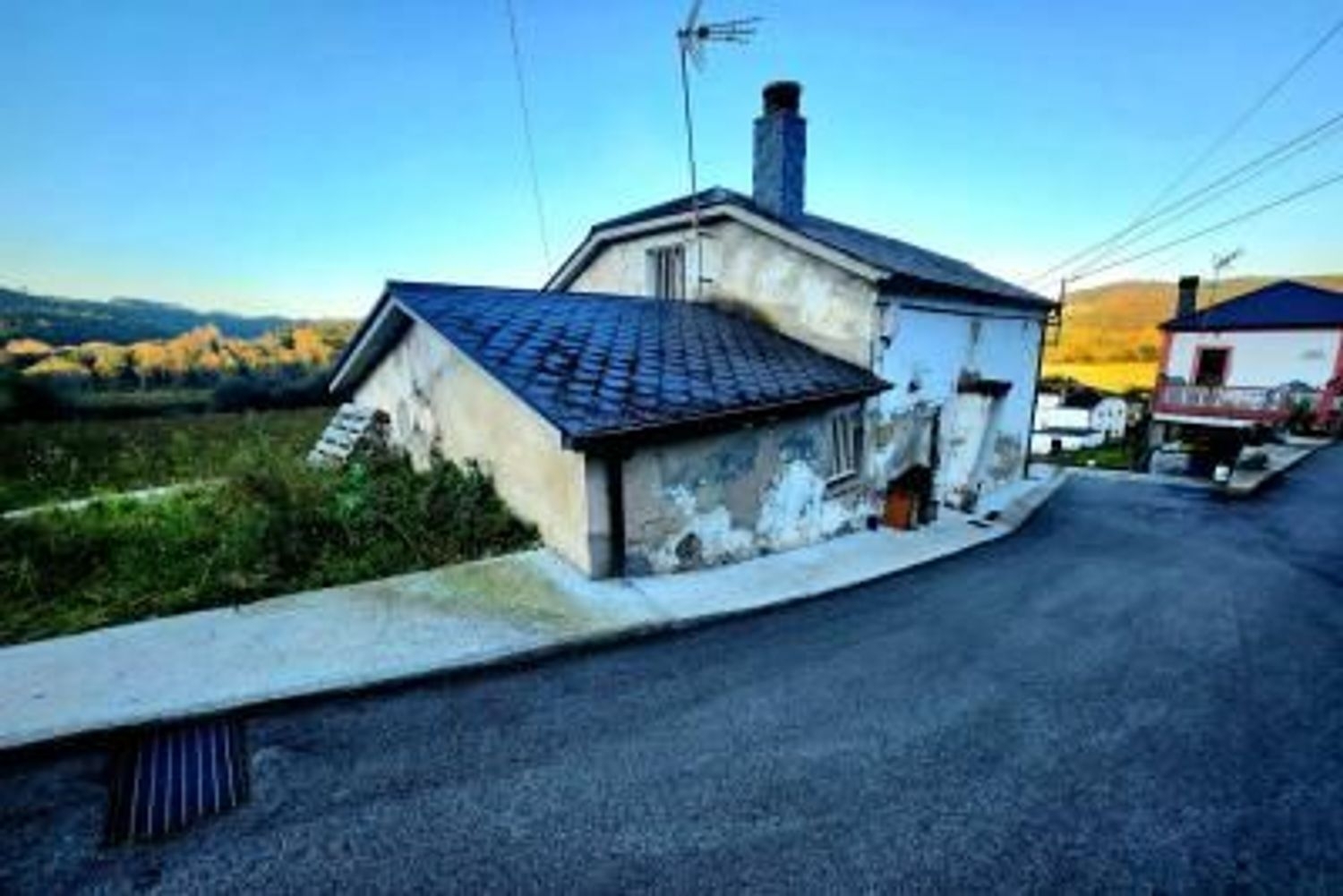 till salu hus El Aspra Eo-Navia 3
