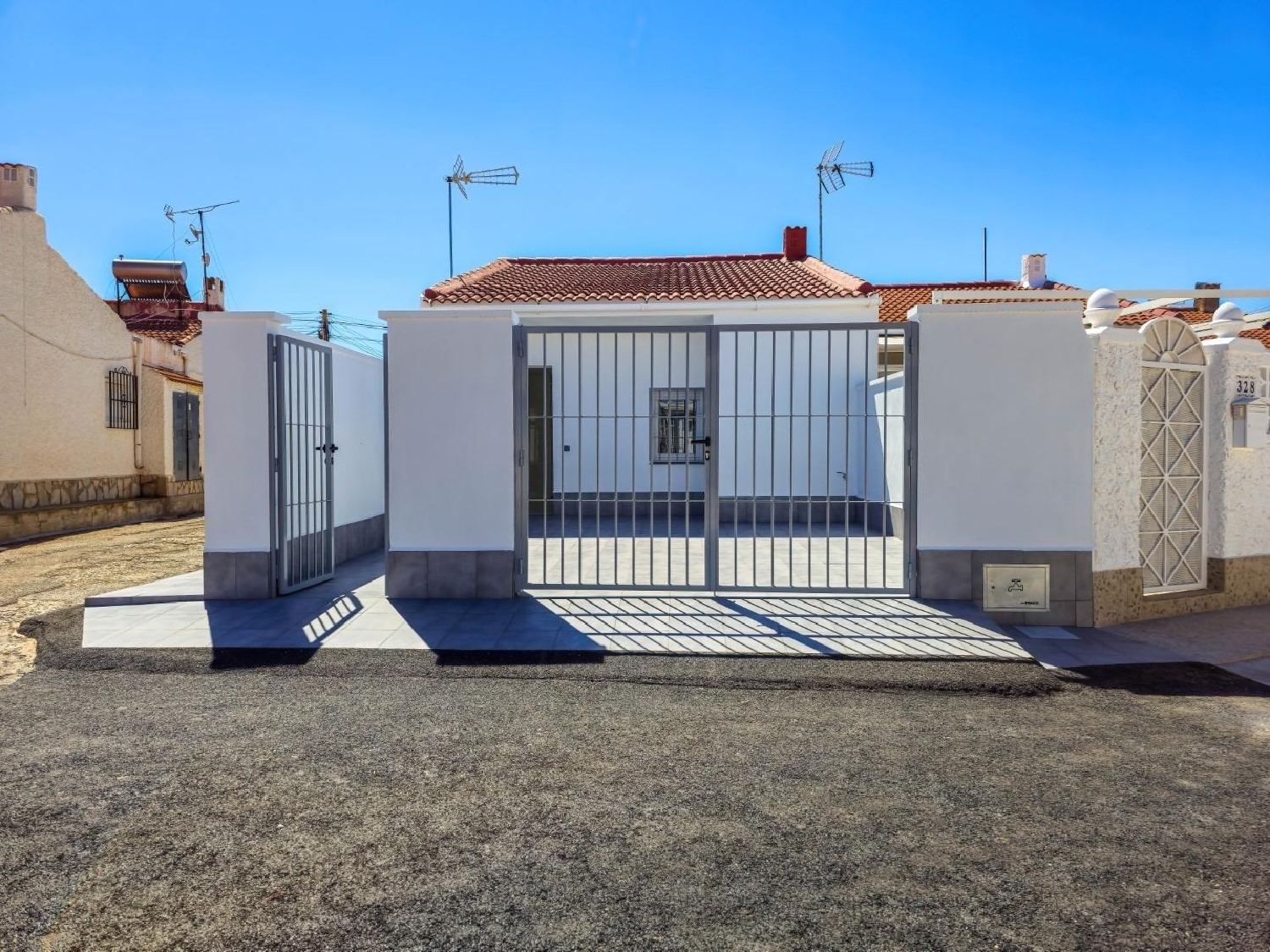  till salu hus El Chaparral Baix Segura 1