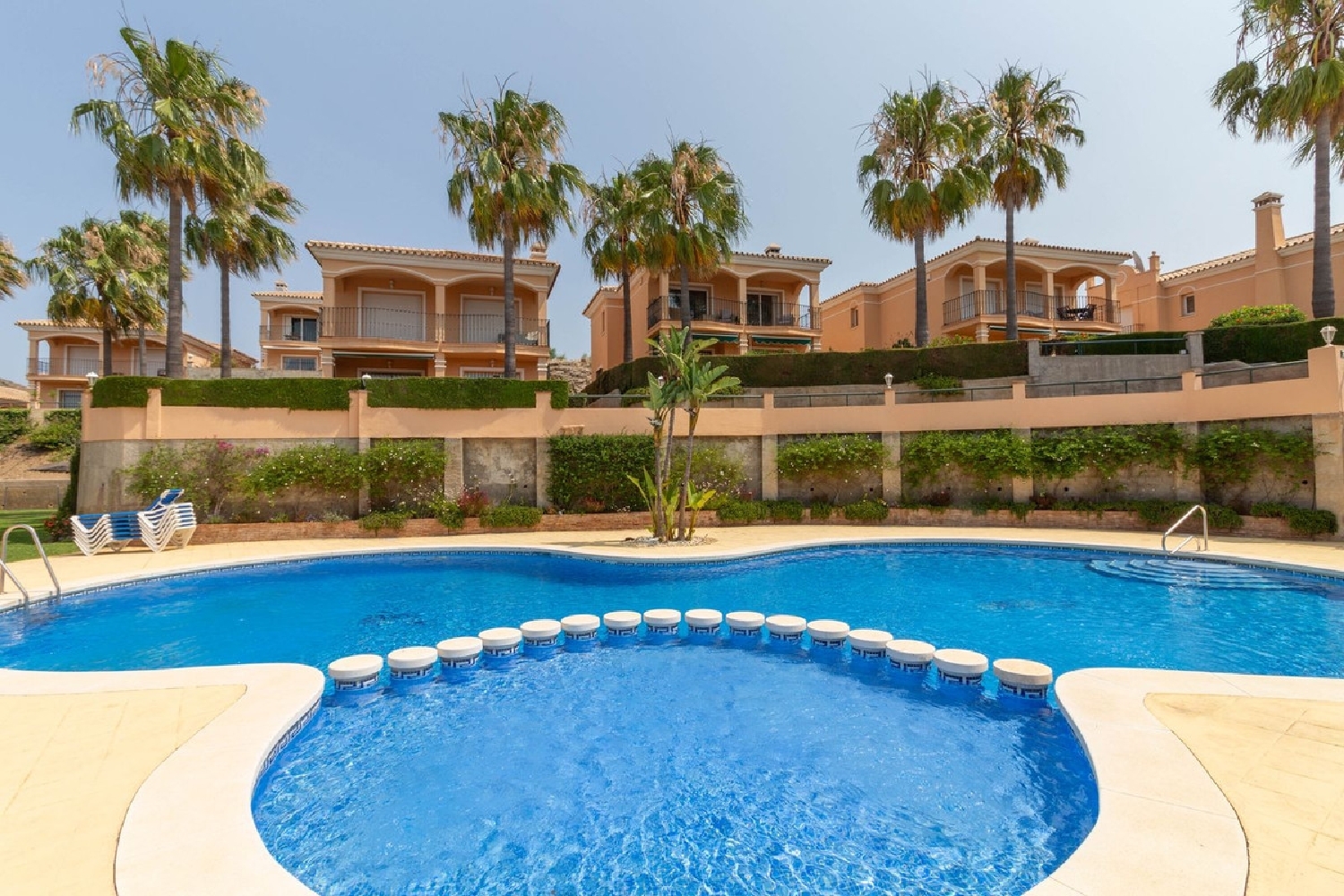 till salu hus El Chaparral Costa Del Sol Occidental 2