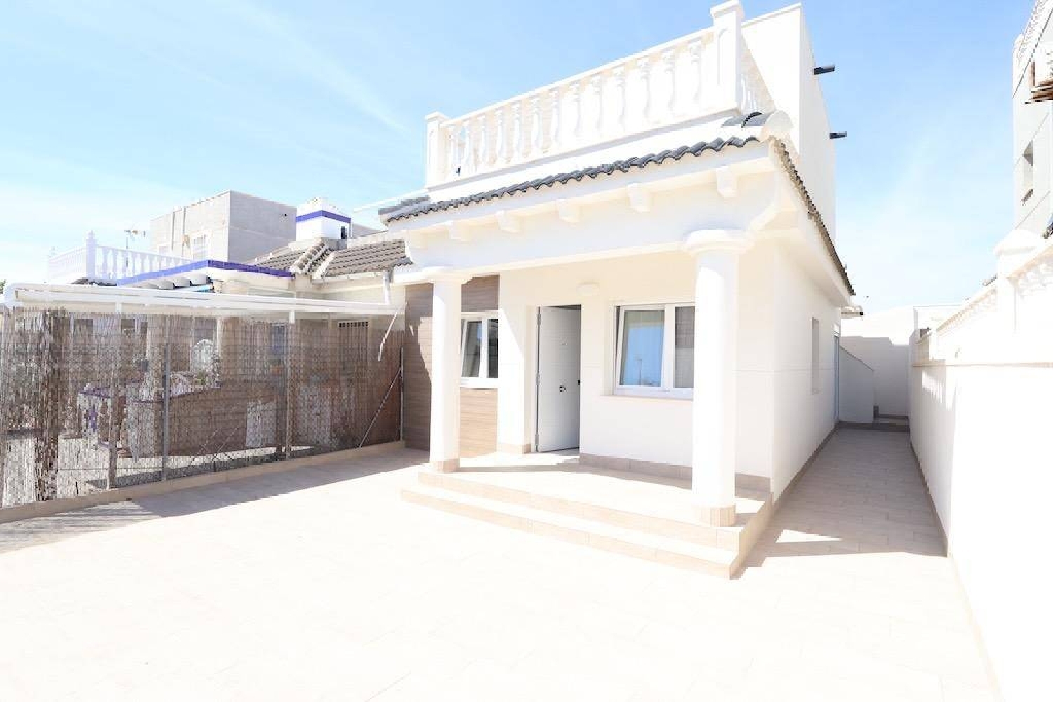 till salu hus El Chaparral Baix Segura 2