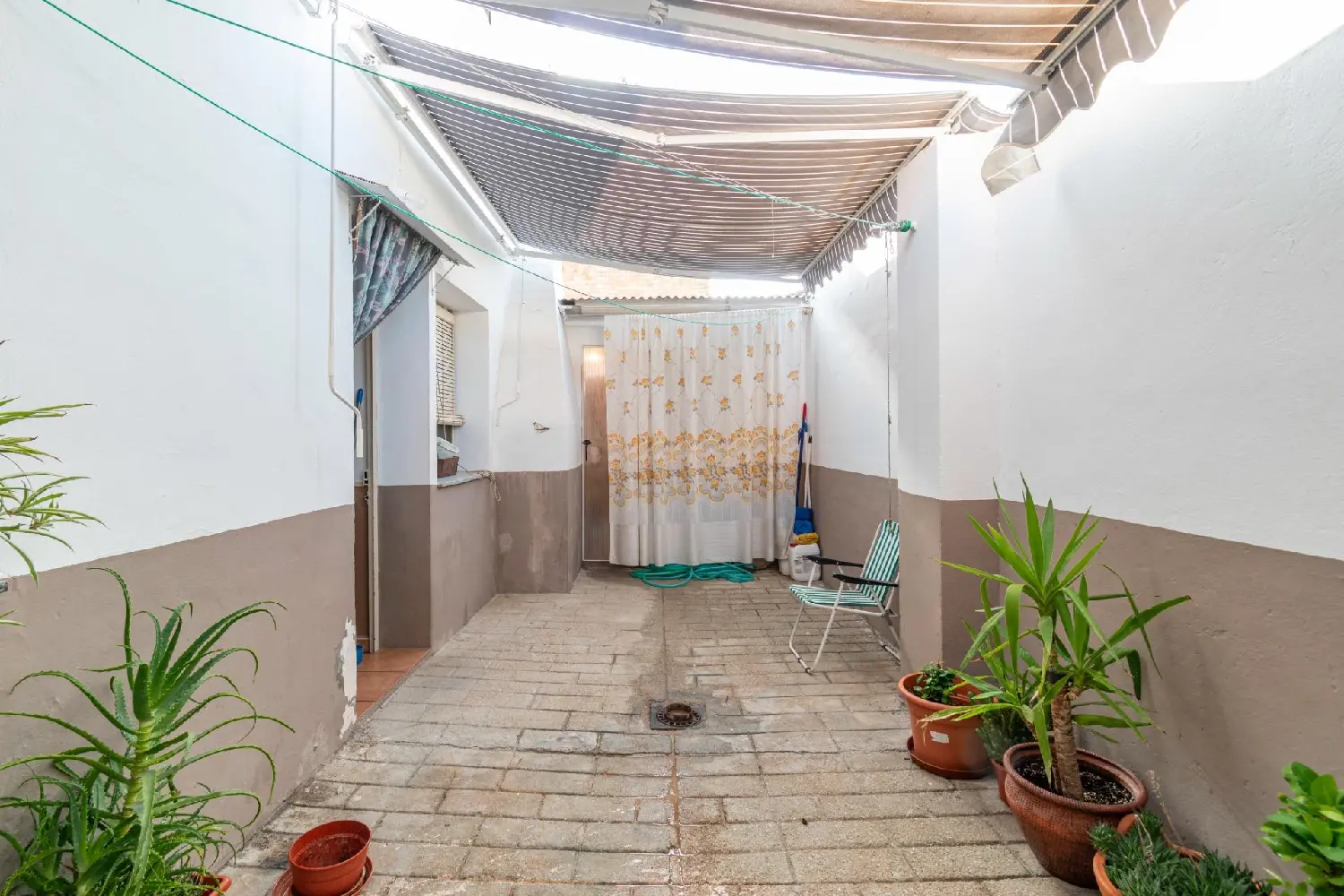 till salu hus El Salar Loja 2