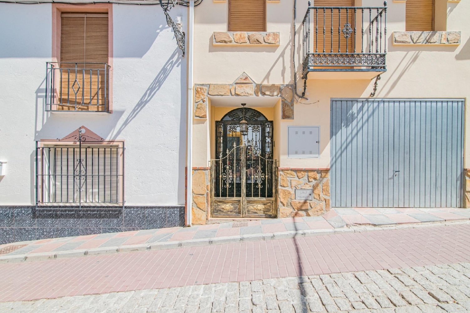  till salu hus El Salar Loja 1