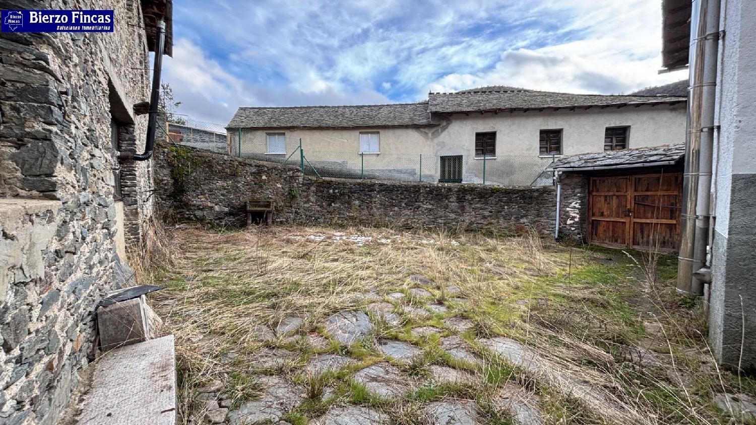 till salu hus El Villar De Santiago Villablino 3