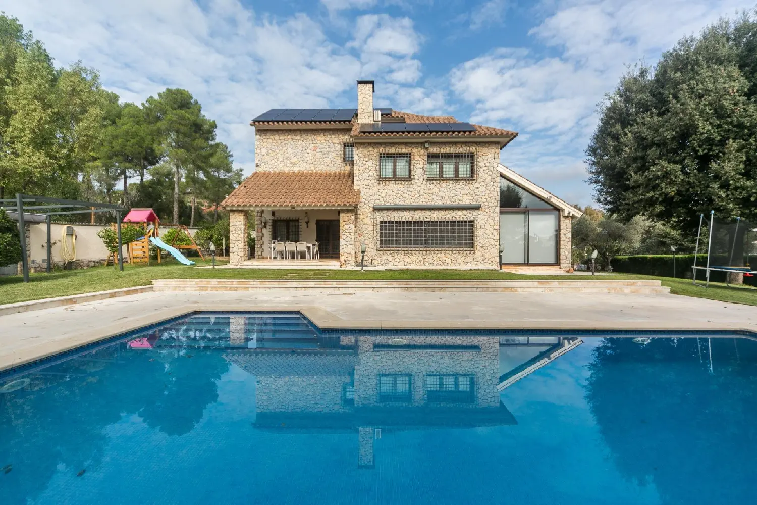 till salu hus Fontpineda Baix Llobregat 2