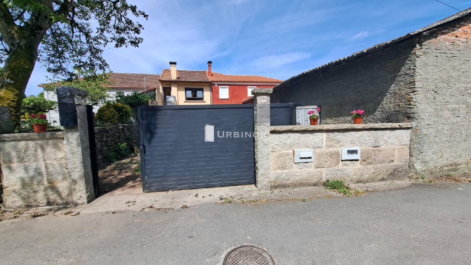till salu hus Formigoso Allariz-Maceda 2